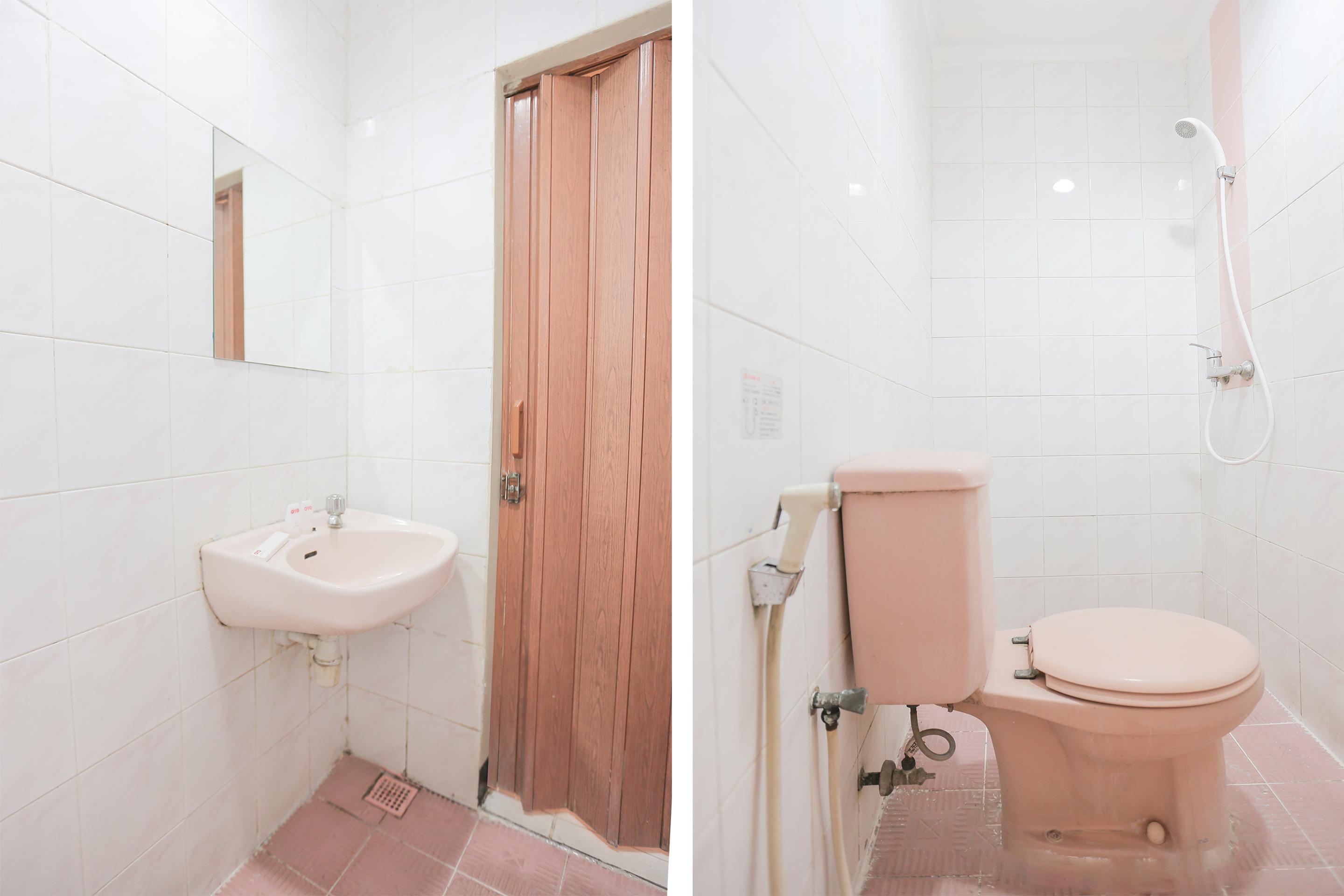 Oyo 117 Blueberry Homestay Jakarta Extérieur photo