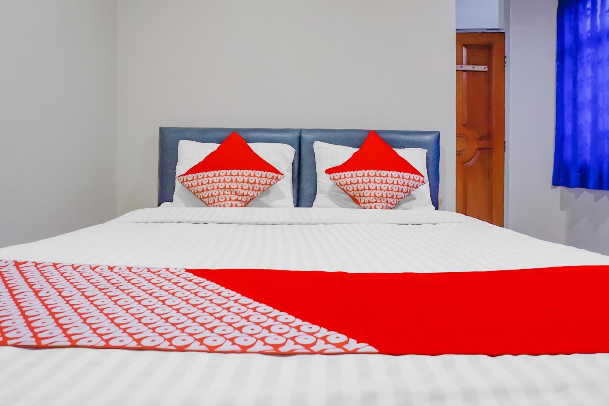 Oyo 117 Blueberry Homestay Jakarta Extérieur photo