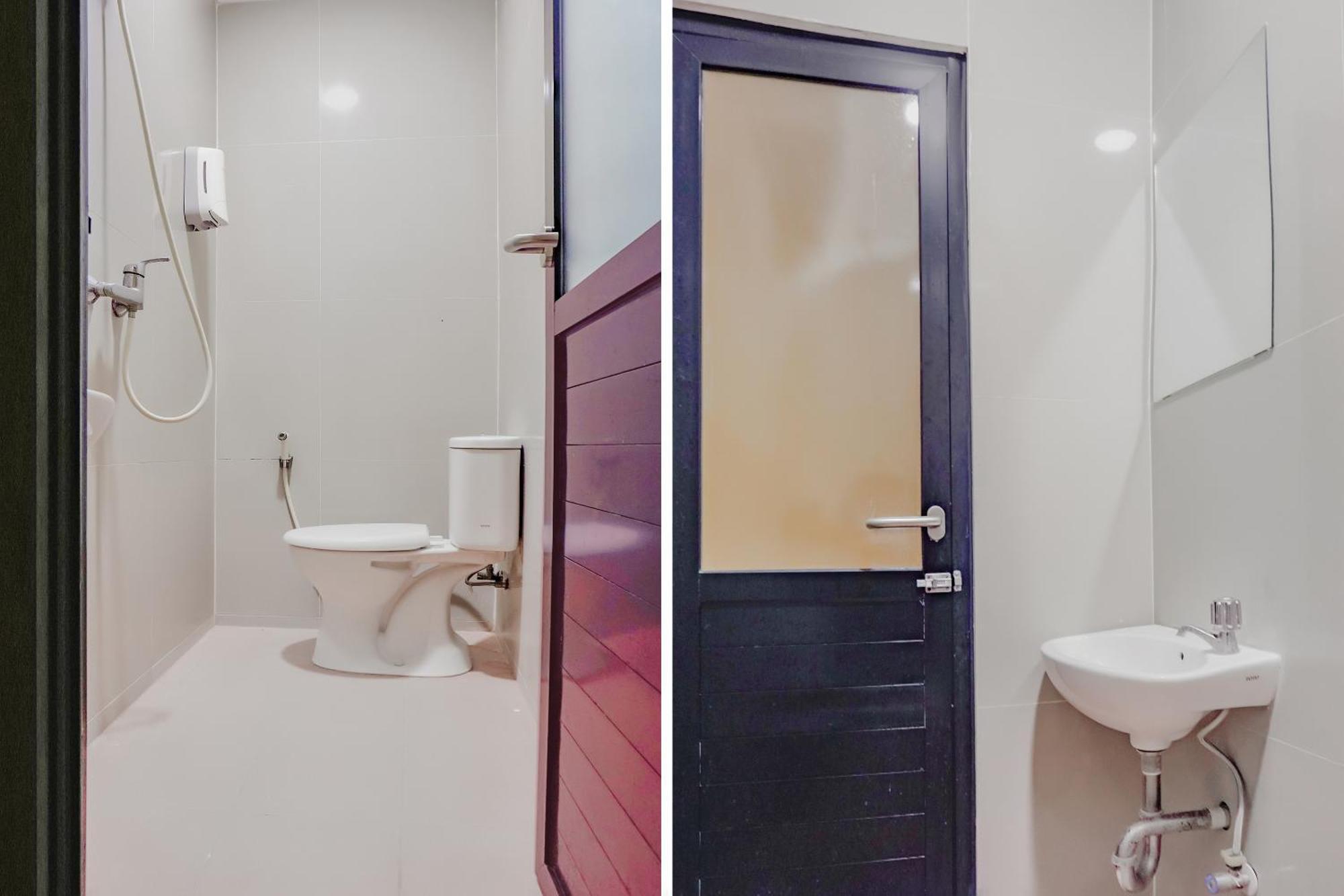 Oyo 117 Blueberry Homestay Jakarta Extérieur photo
