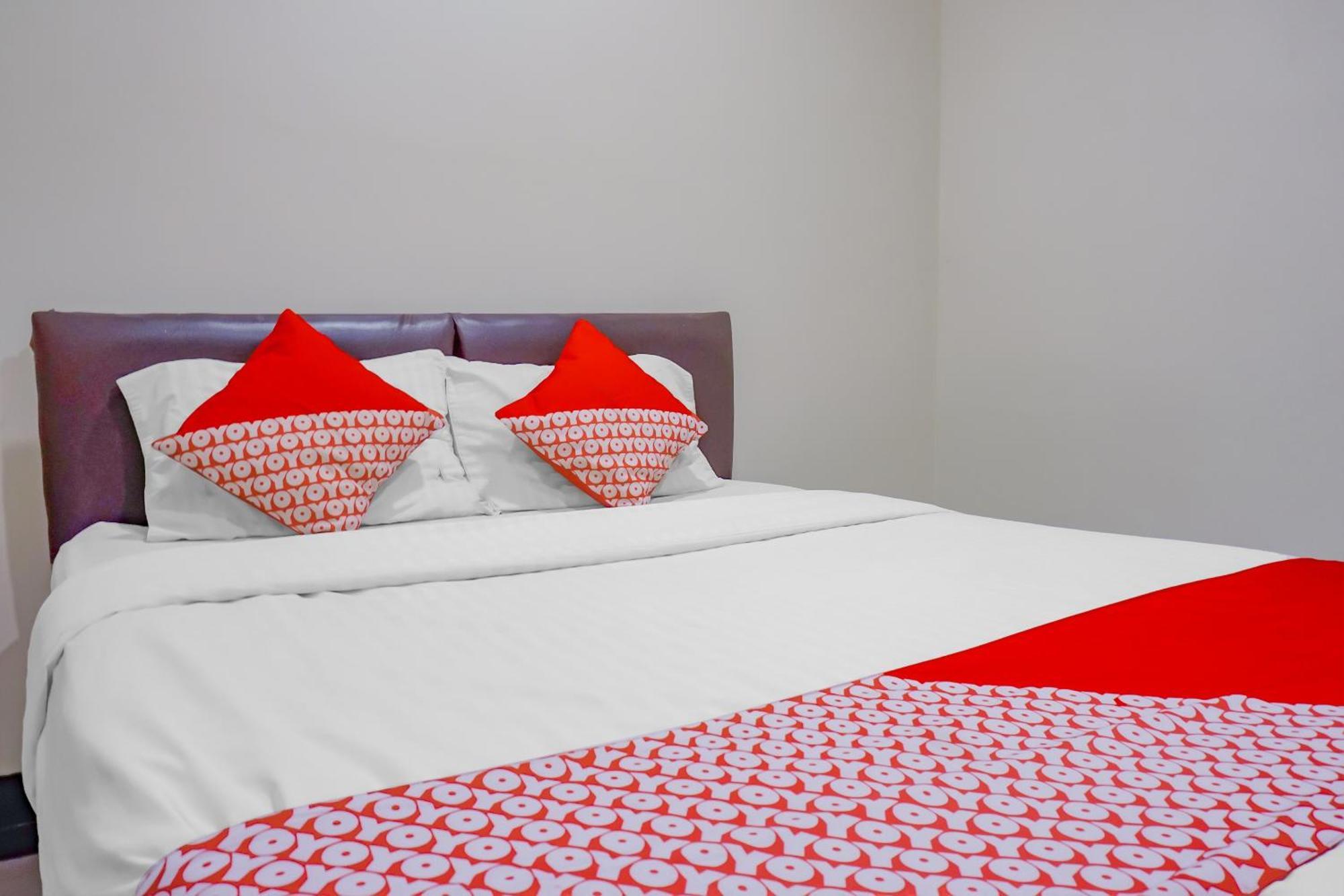 Oyo 117 Blueberry Homestay Jakarta Extérieur photo