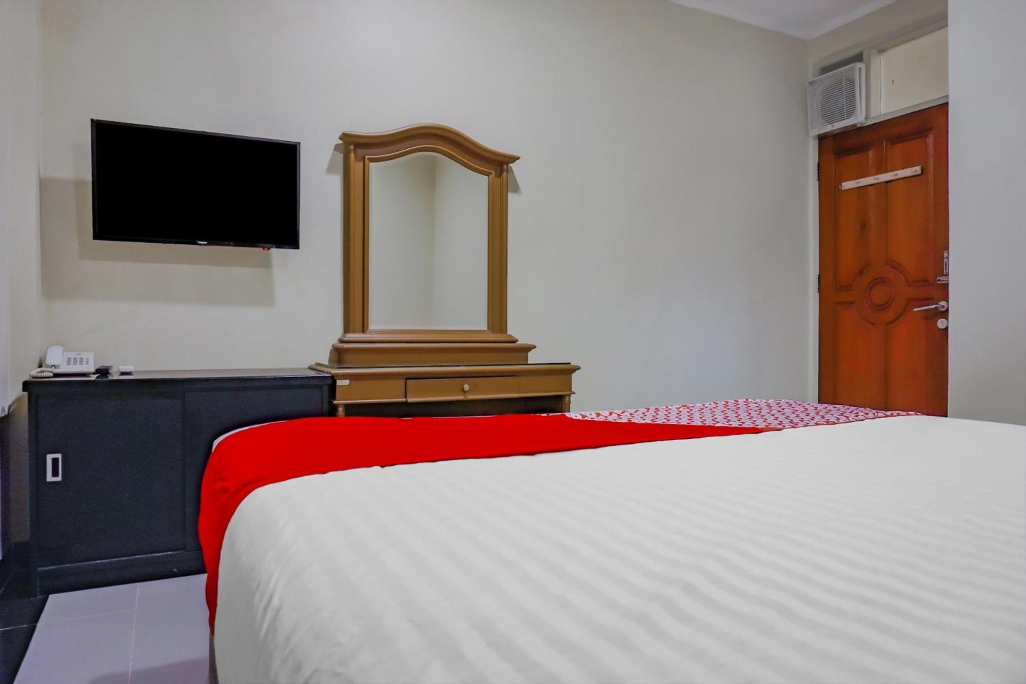 Oyo 117 Blueberry Homestay Jakarta Extérieur photo