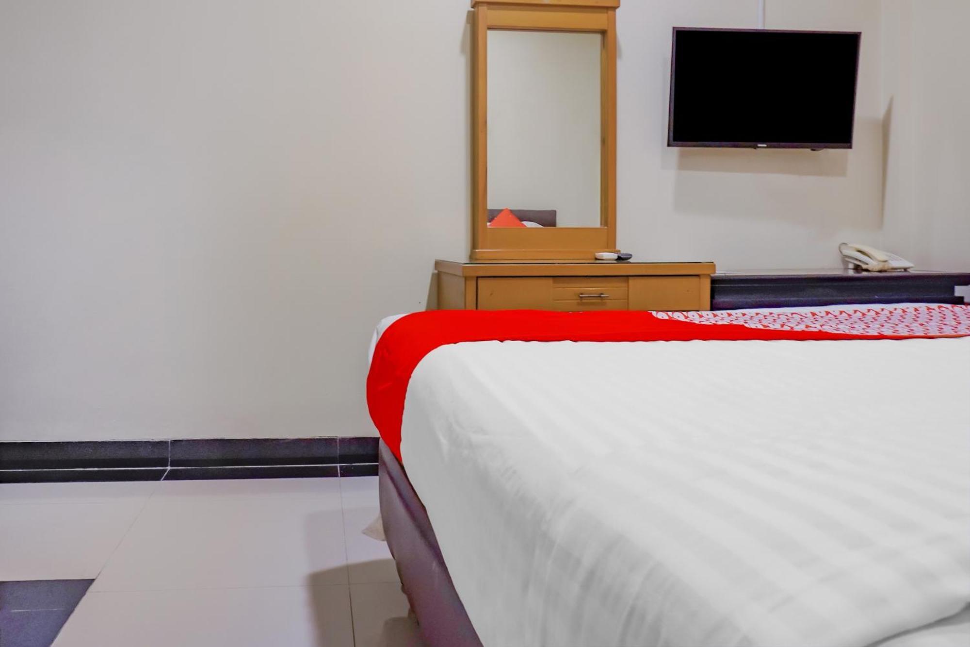 Oyo 117 Blueberry Homestay Jakarta Extérieur photo