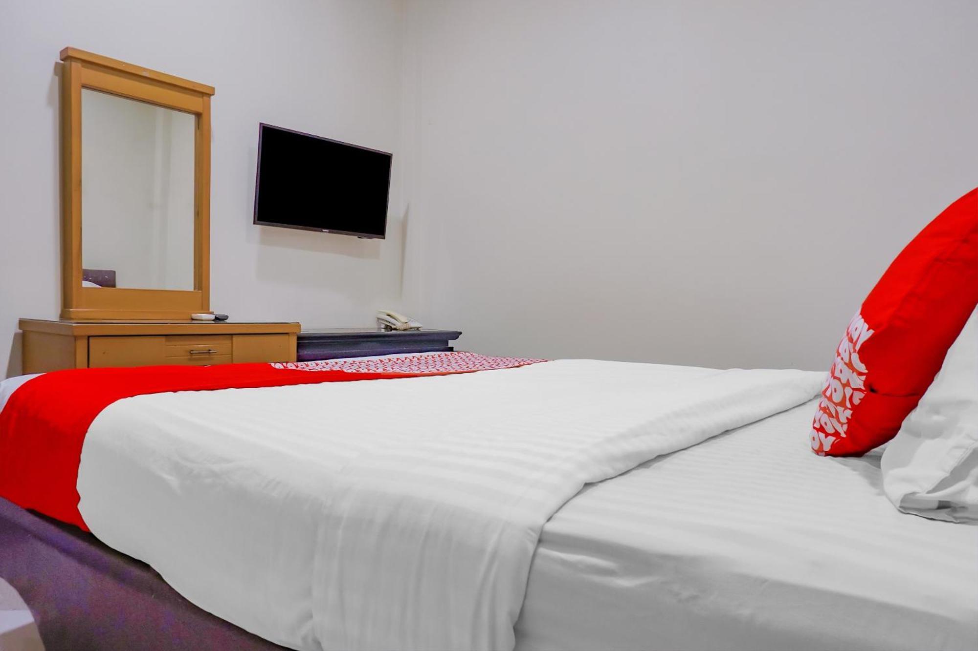 Oyo 117 Blueberry Homestay Jakarta Extérieur photo